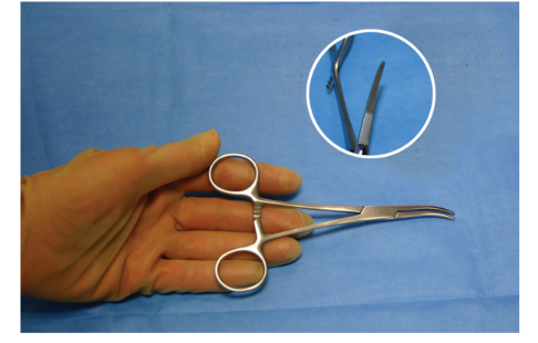 <p>Nickname: Dandy</p><p>Use: Grasps and clamps tissue, used in Neuro and Orthopedics</p><p>Features: Tapered 2/3 serrated jaws, entire clamp curved, sideway orientation</p>