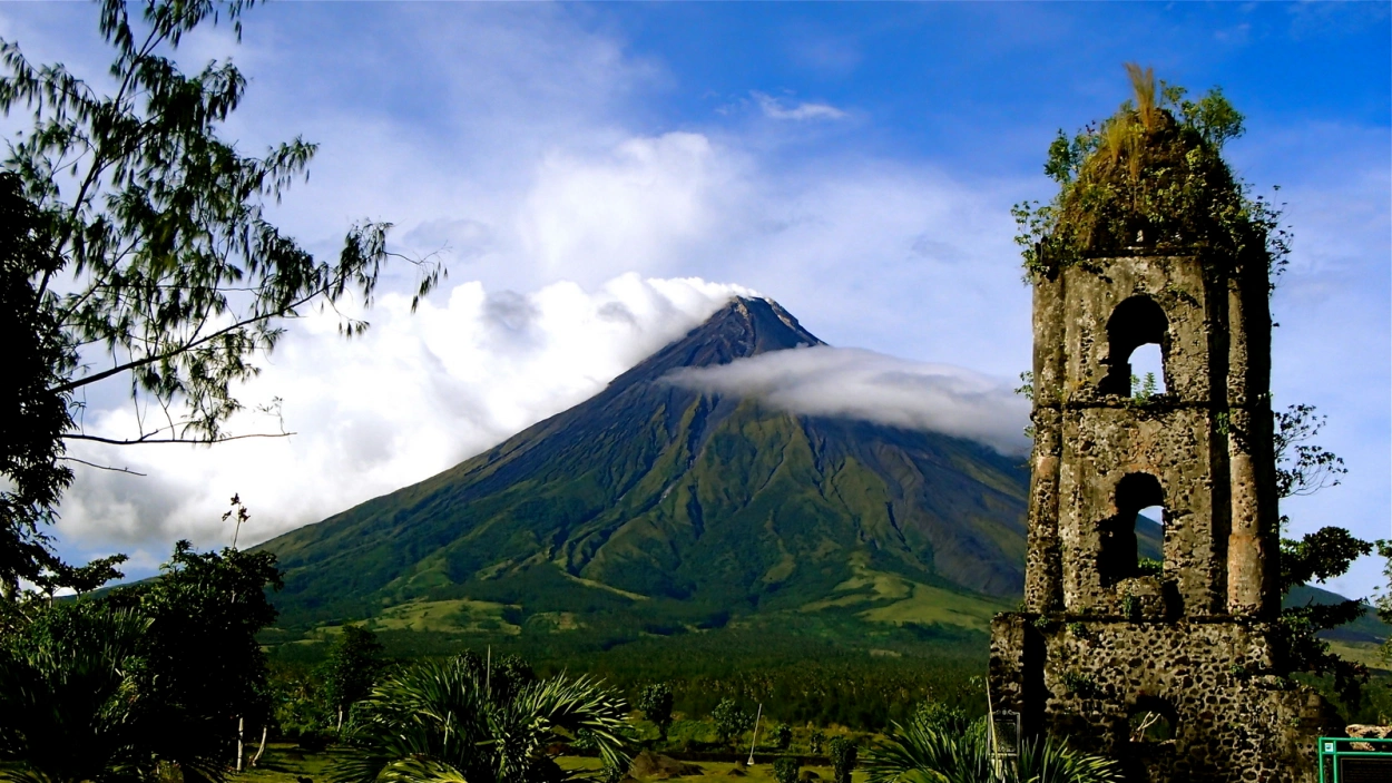 <p>Mayon Volcano</p>