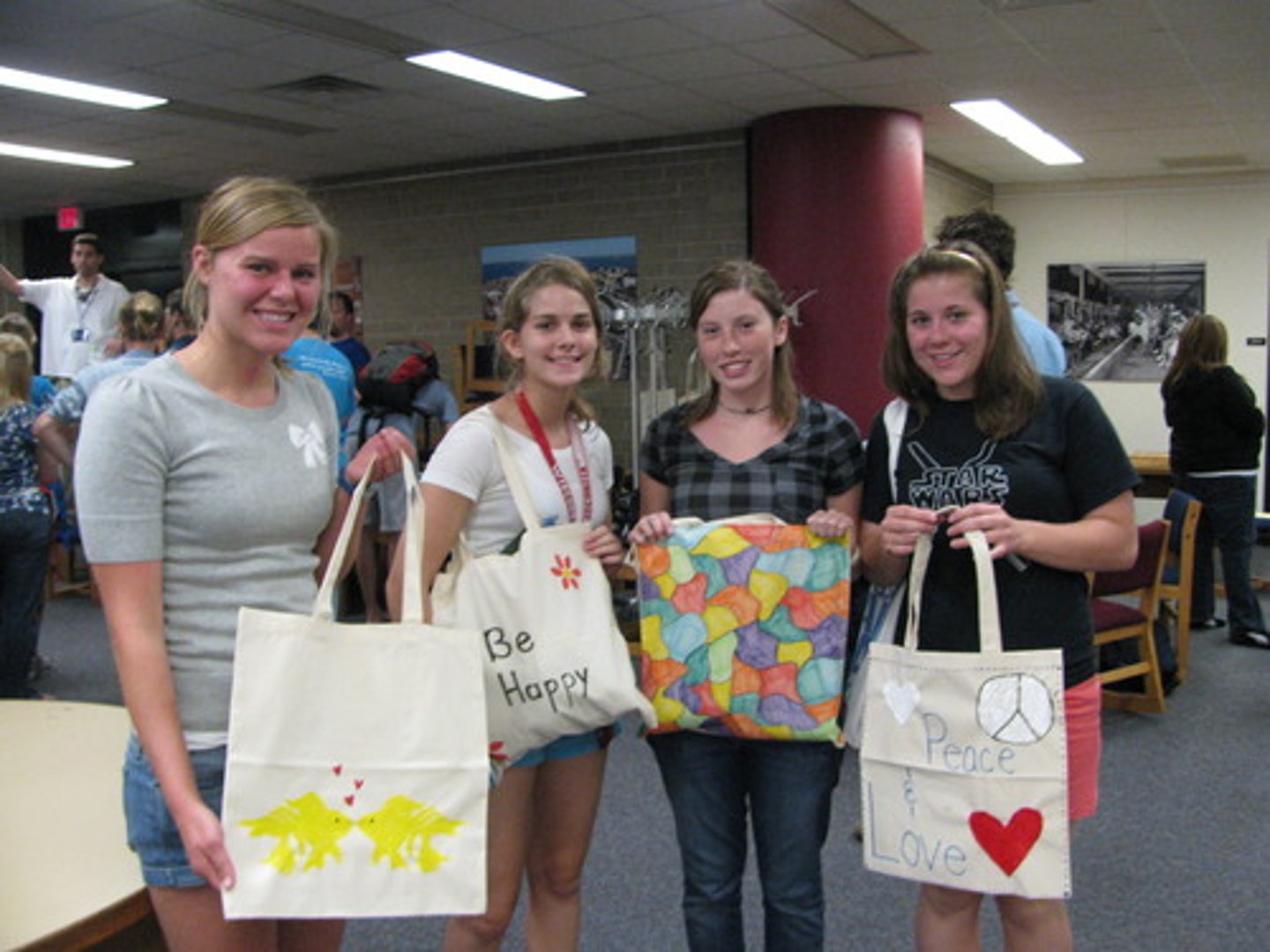 <p>большая сумка (тоут)</p>