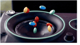 <p>El anuncio del tren fue emitido por el altavoz de la estación.</p>