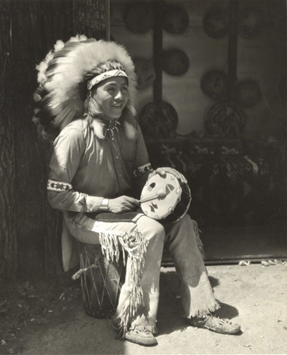 <p>= indigenous, local, aboriginal, resident #foreign</p>
