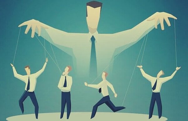 <p><span style="line-height: 1.5em;"><strong>have/get somebody by the short hairs</strong></span></p>