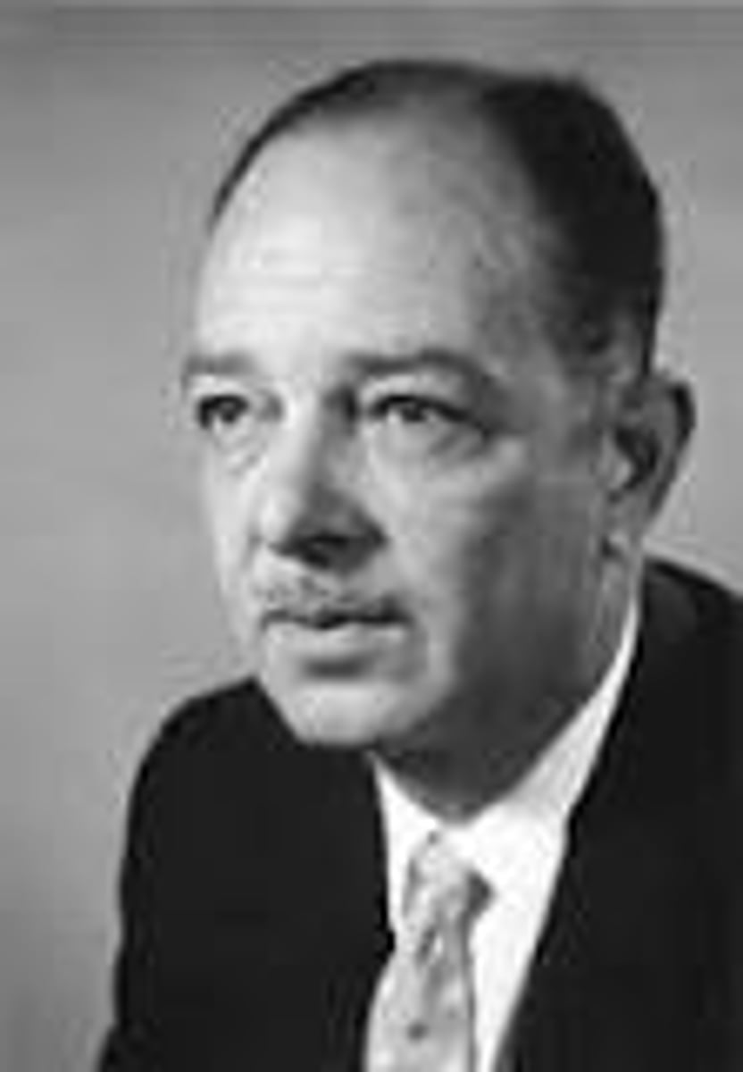 <p>Proposed the theory of sea-floor spreading in 1960, provided a mechanism which surpassed Wegener's.</p>