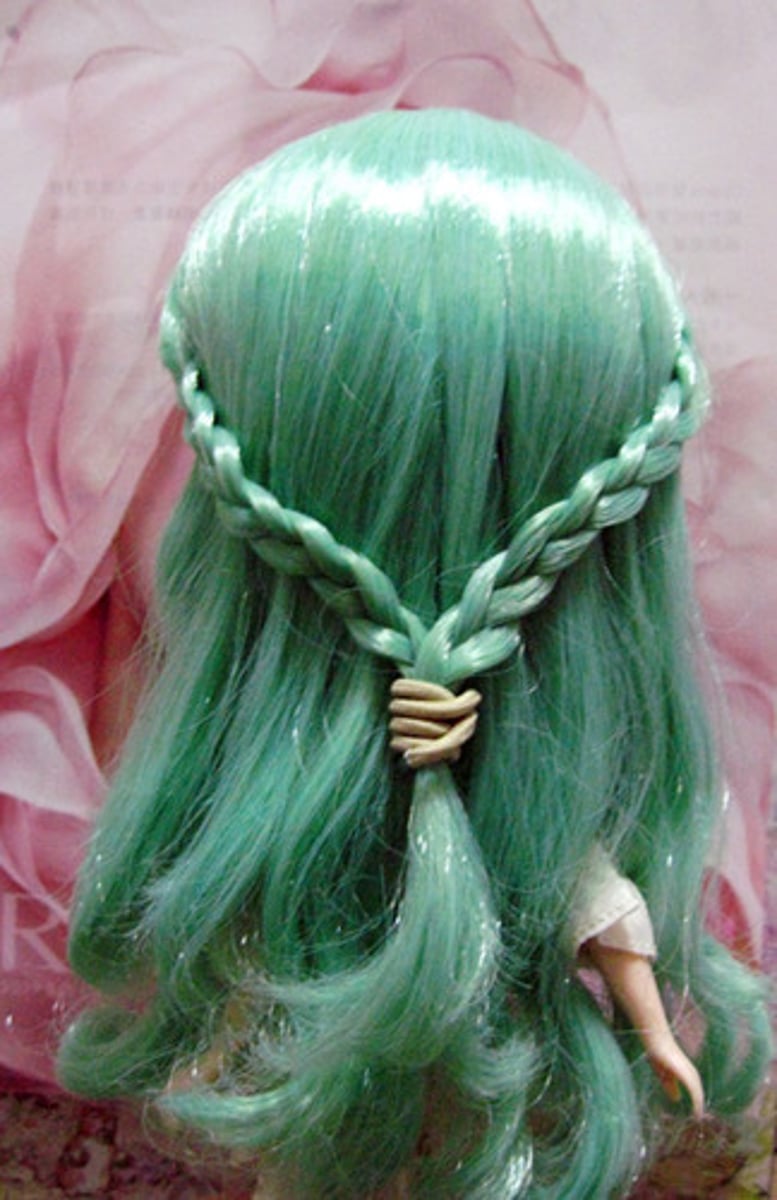<p>hair</p>