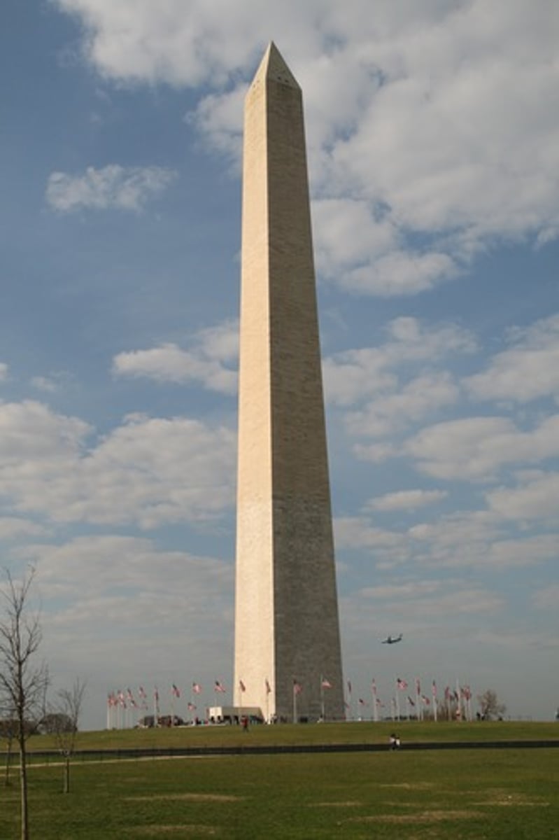 <p>monument</p>