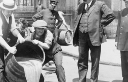 <p><span style="background-color: transparent;"><span>1919-1933</span></span></p>