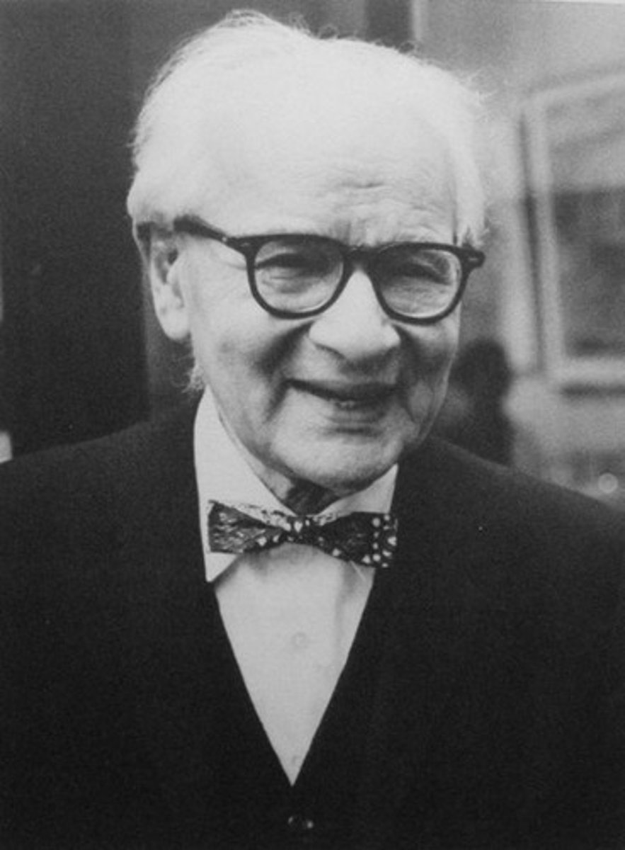 <p>Along with Randolph Bourne, early-twentieth-century commentators who wrote against the grain of "one-hundred-percent" Americanism, celebrating ethnic diversity and cultural pluralism. Their essays left behind an important legacy for later writers on pluralism and civil rights.</p>
