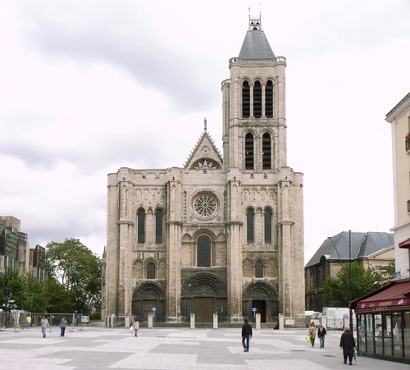 <p>Is an architectural landmark as it was the first major structure of which a substantial part was design and built in the Gothic style.</p>