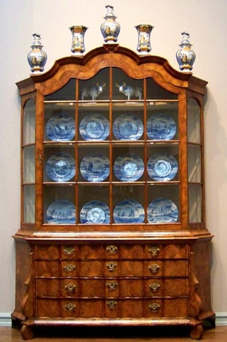 <p>buffet table</p>
