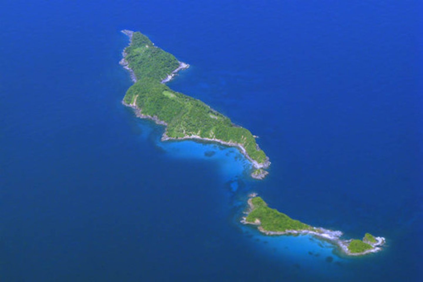 <p>Philippines, Puerto Rico and Guam became territories of the US. US became a World Power</p>