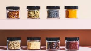 <p>spice containers</p>