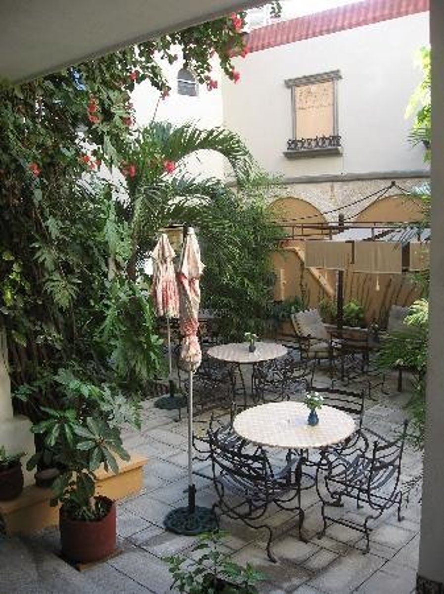 <p>patio</p>