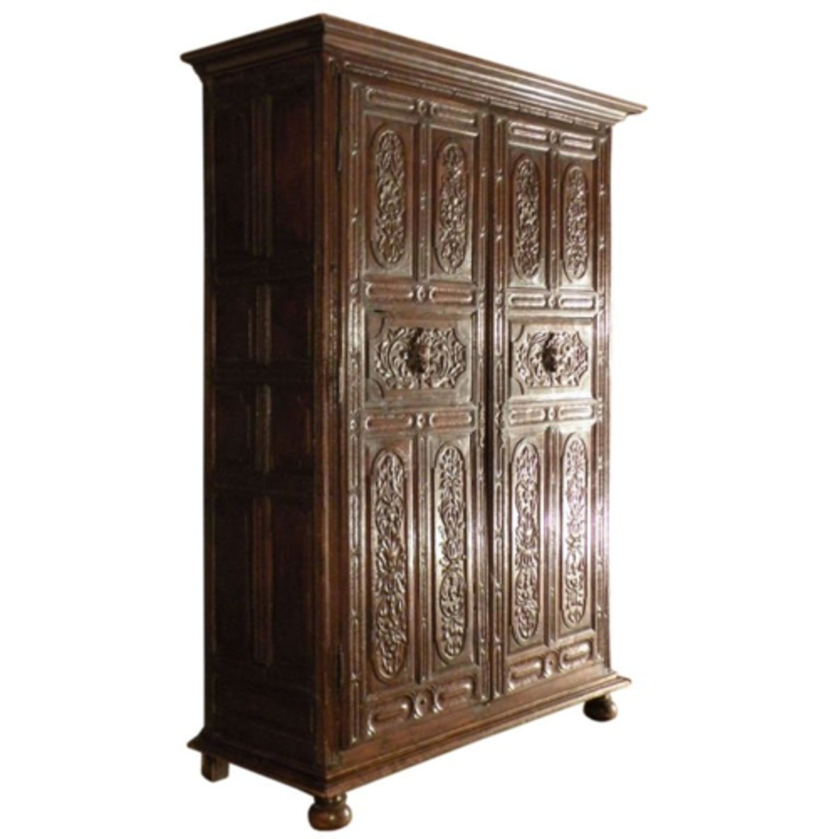 <p>French Renaissance</p><p>Italian form of double cabinet</p>