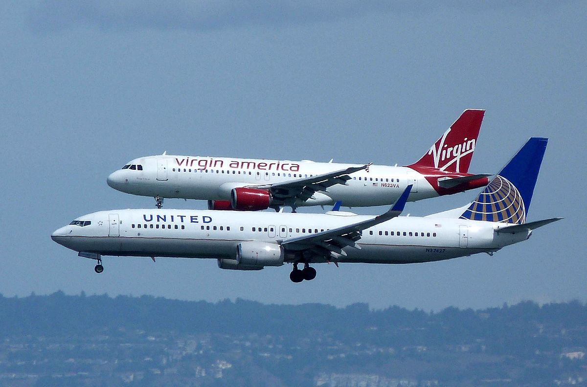 a commercial airplane that carries passengers