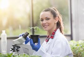 <p>Biologist</p>