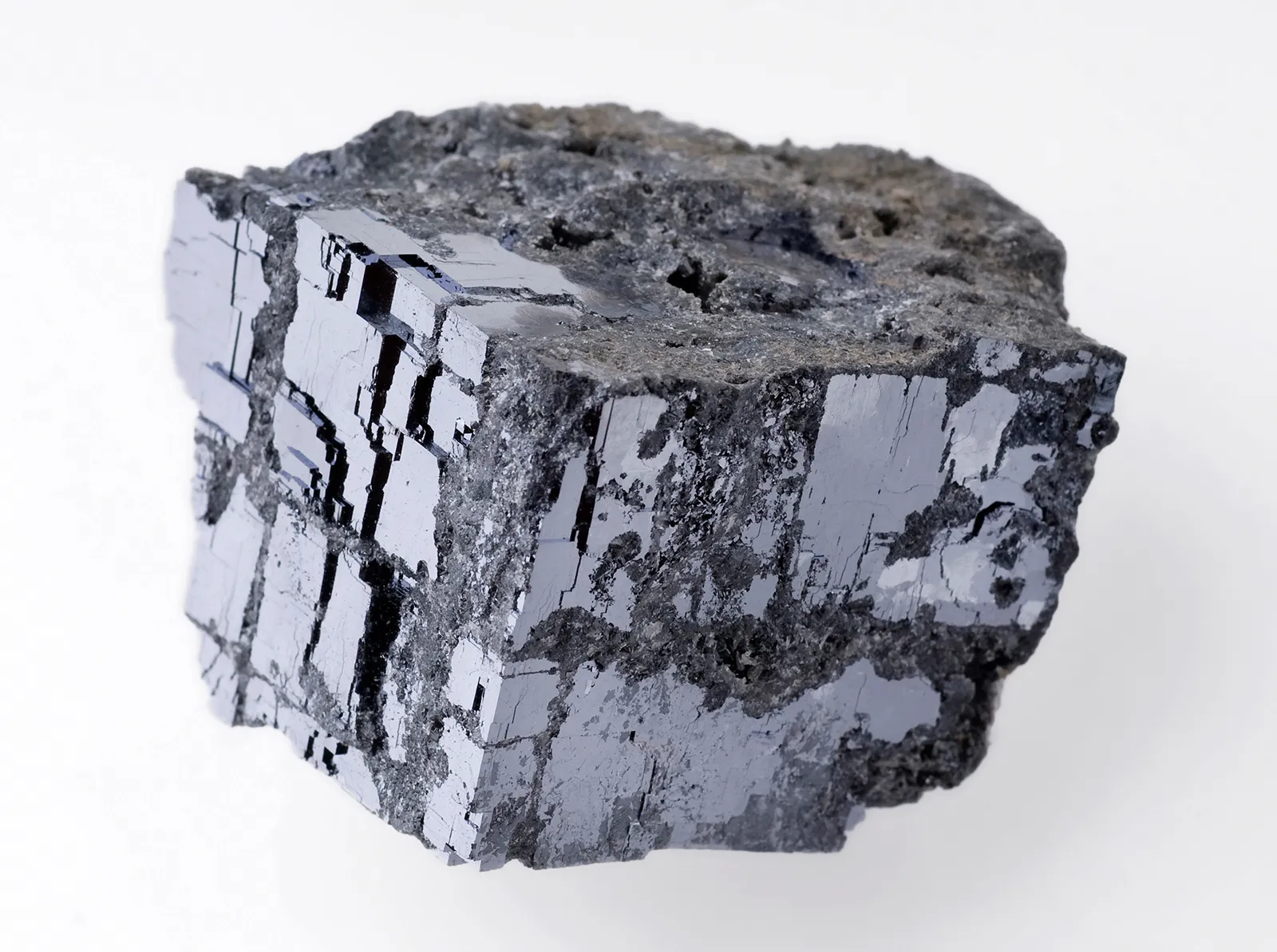 <p>lead gray, metallic luster, opaque, dense, 2.5 hardness</p>