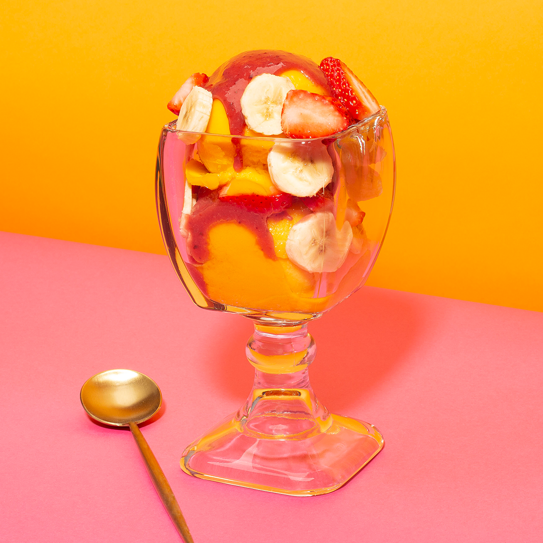 <p></p><ul><li><p>Mango Ice cream</p></li></ul><ul><li><p>Sliced bananas</p></li><li><p>Strawberry,</p></li><li><p>Strawberry sauce</p></li></ul><p></p>