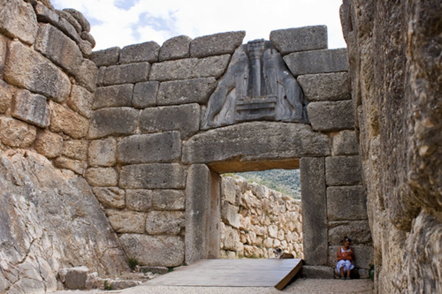 <p>Sea-faring Greek kingdom. A major center of Greek Civilization in the 1000s BCE, centuries before Greek's "Golden Age" of Athenian influence. It's center was located about 90 km southwest of Athens.</p>