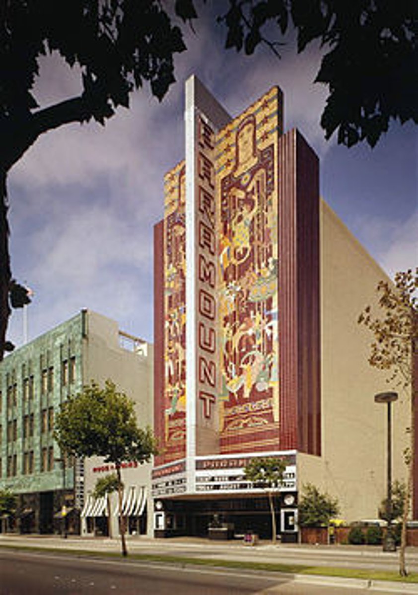 <p>art deco</p>