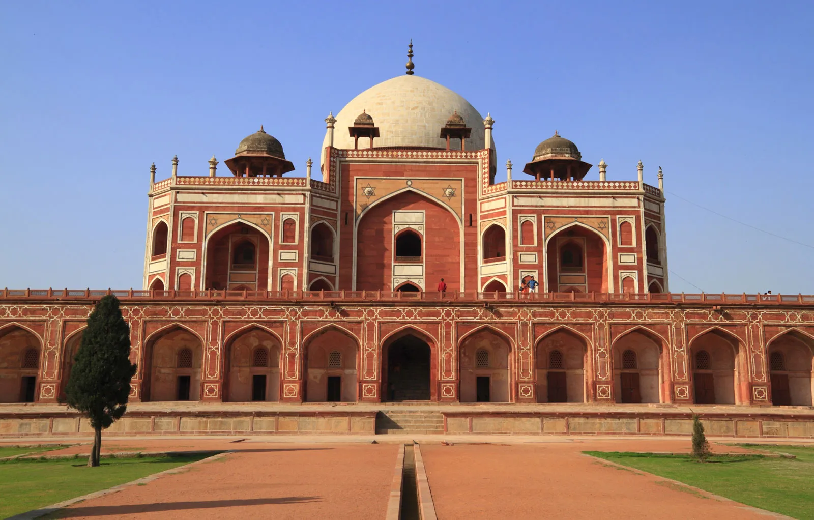 <p><span>Humayun Tomb</span></p>