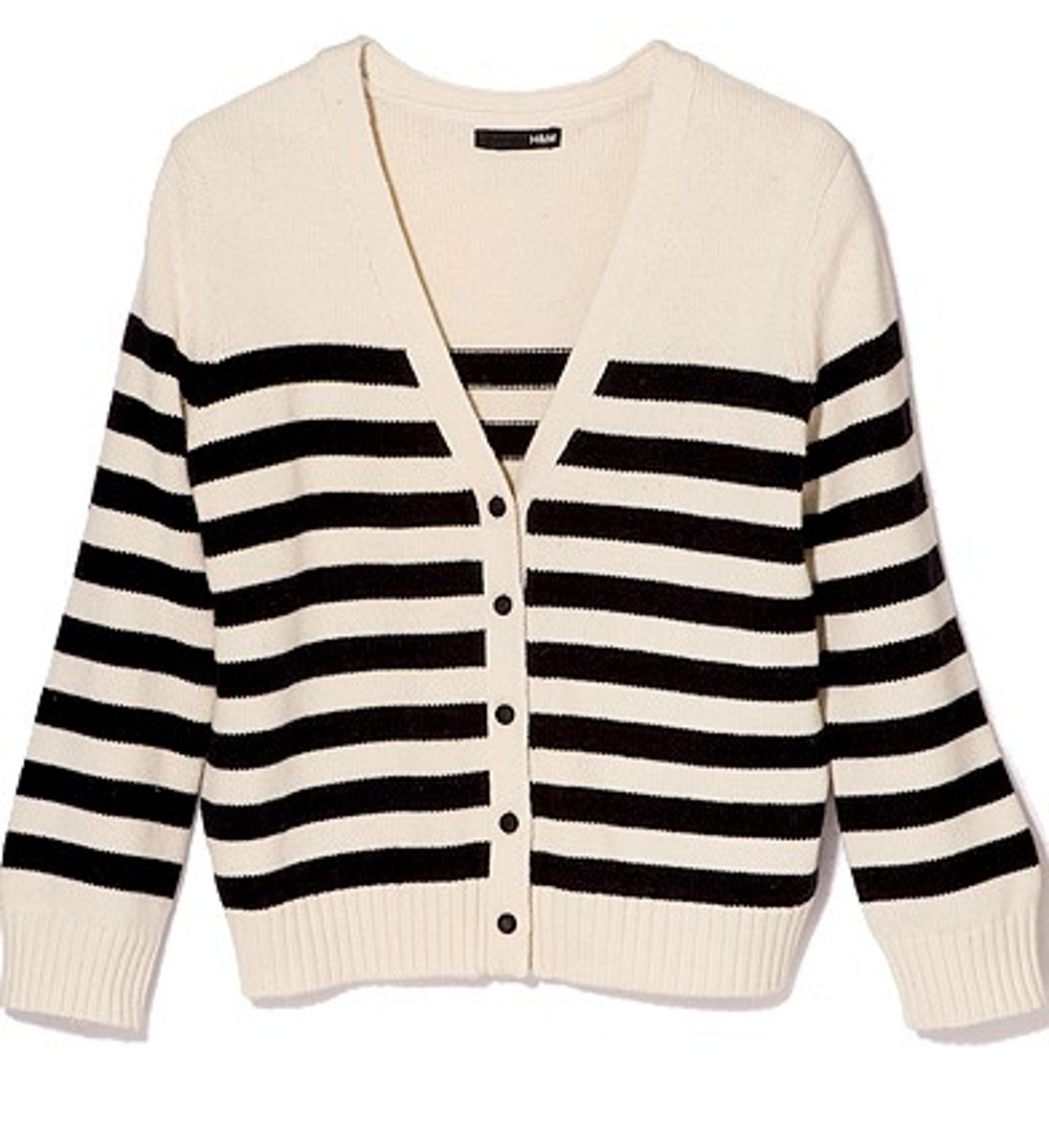 <p>un cardigan</p>