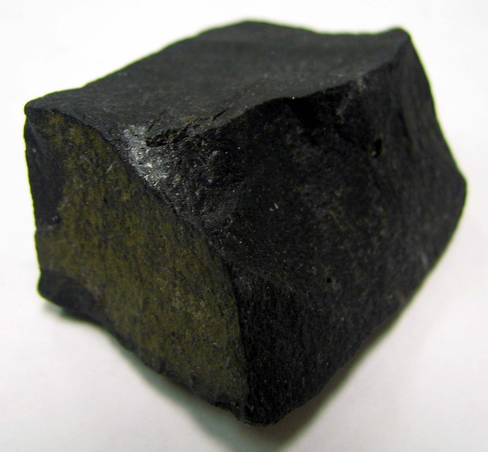 <p>Dark black, no visible crystals, igneous</p>