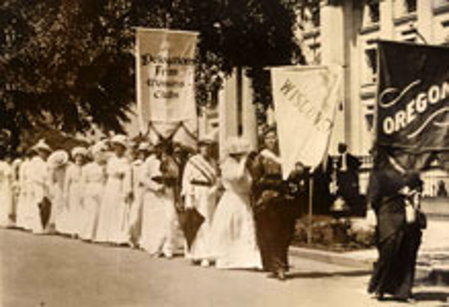 <p>a group formed by leading suffragist in the late 1800s to organize the women's suffrage movement. Led by Elizabeth Cady Stanton.</p>