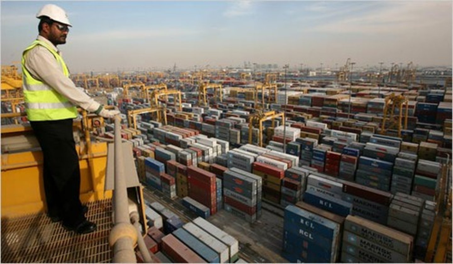 <p>A class of special economic zone; a geographic area where goods may be imported, stored, handled, manufactured, or re-exported under specific customs regulation and are generally not subject to customs duty; generally organized around major seaports, international airports, and national frontiers</p>