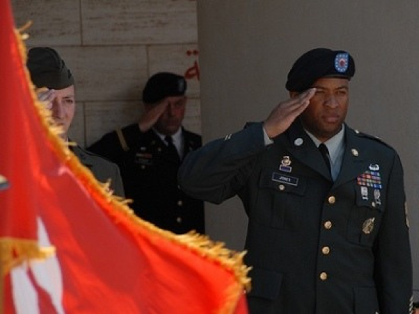 <p>High respect or special regard</p><p>(Danh dự)</p><p>= prestige</p><p>(uy tín)</p><p>&gt;&lt; disgrace</p><p>(ô nhục)</p>