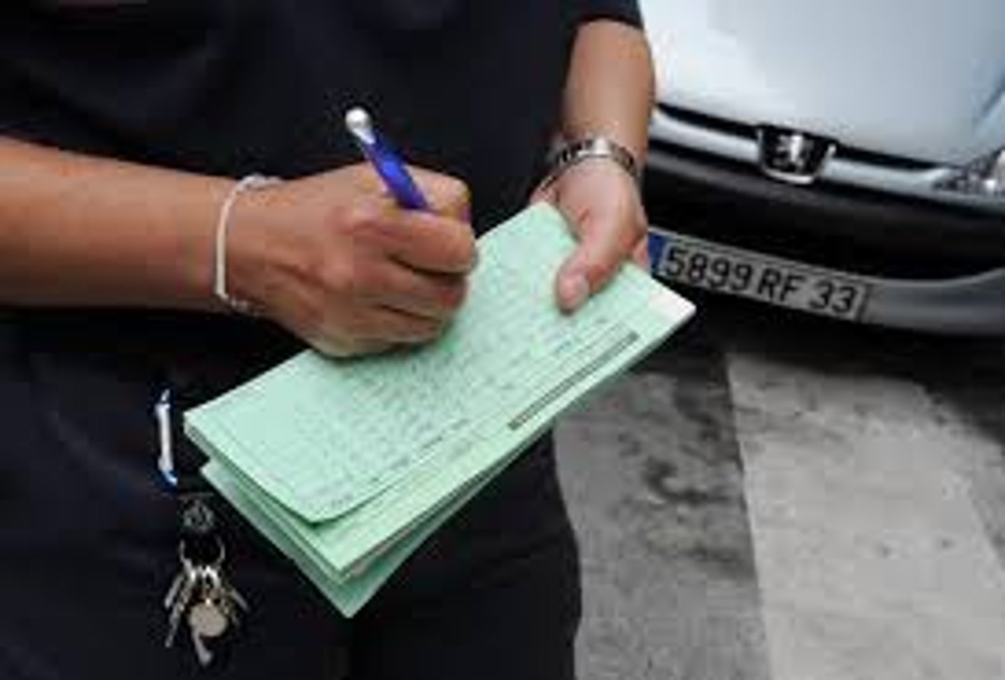 <p>ce qu'il faut payer après avoir enfreint une règle</p>