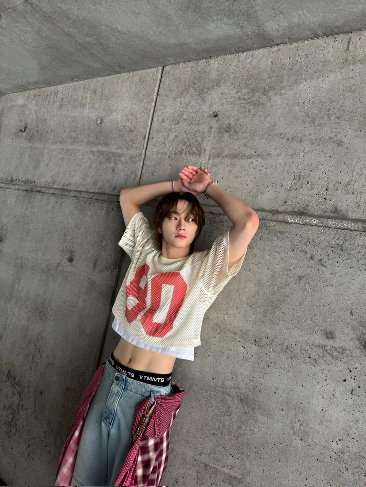 <p>How does the poem reflect universal human emotions?</p>