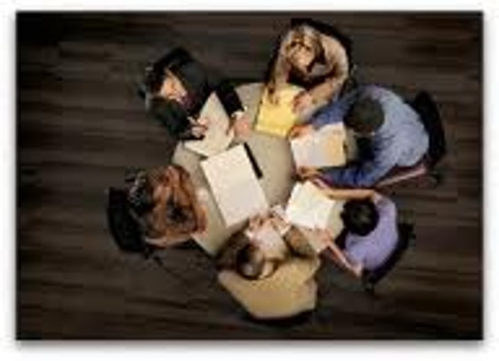 <p>The application of psychological concepts and methods to optimizing human behavior in workplaces.</p>