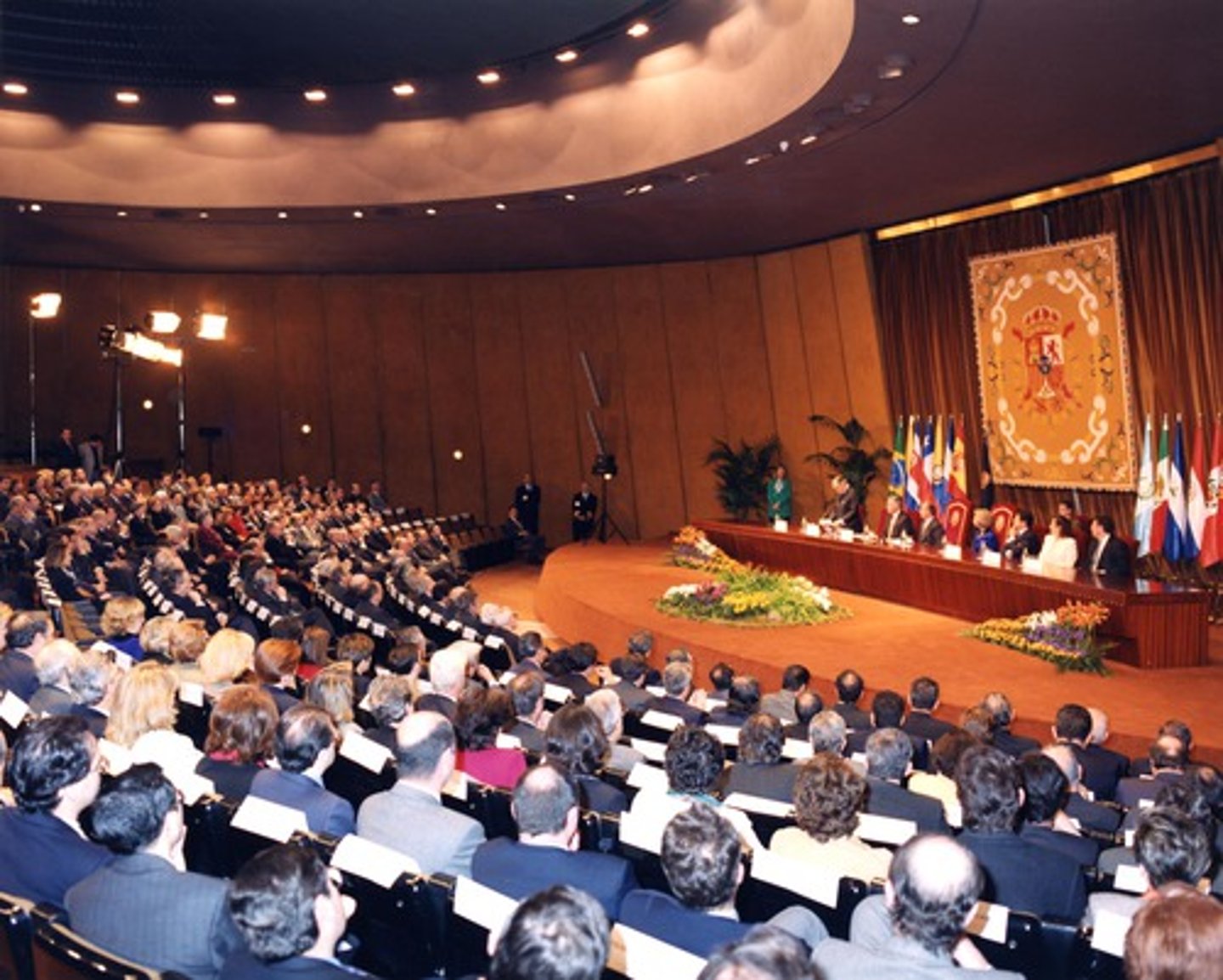 <p>los profesores/asistir</p>