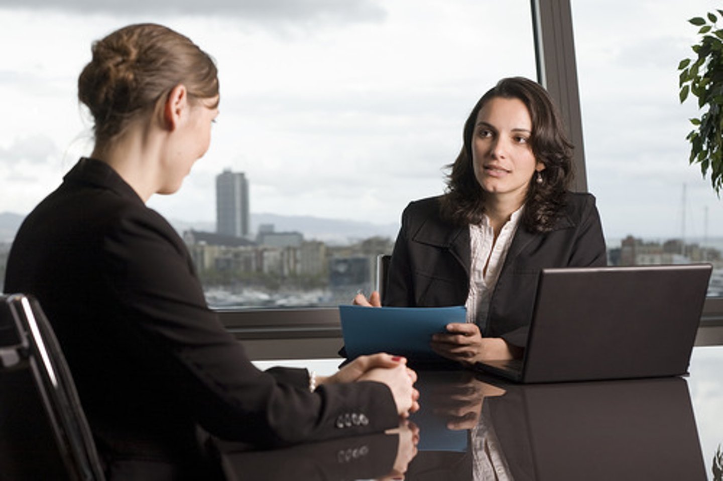 <p>to interview</p>