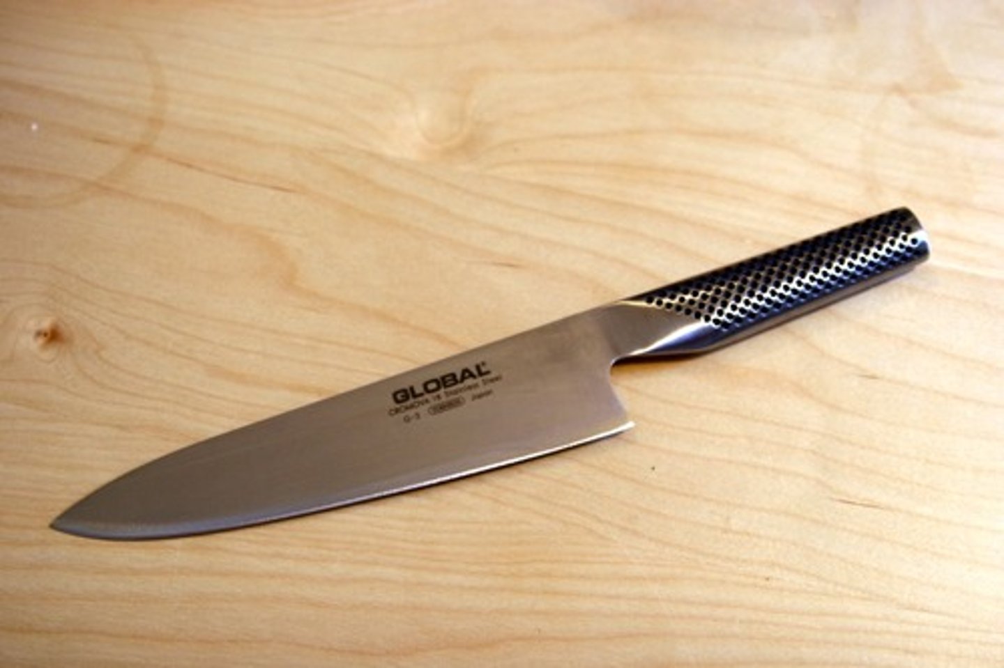 <p>a knife</p>