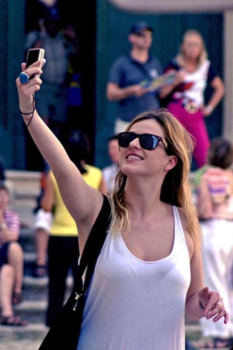 <p>excessively self-centered; conceited</p>