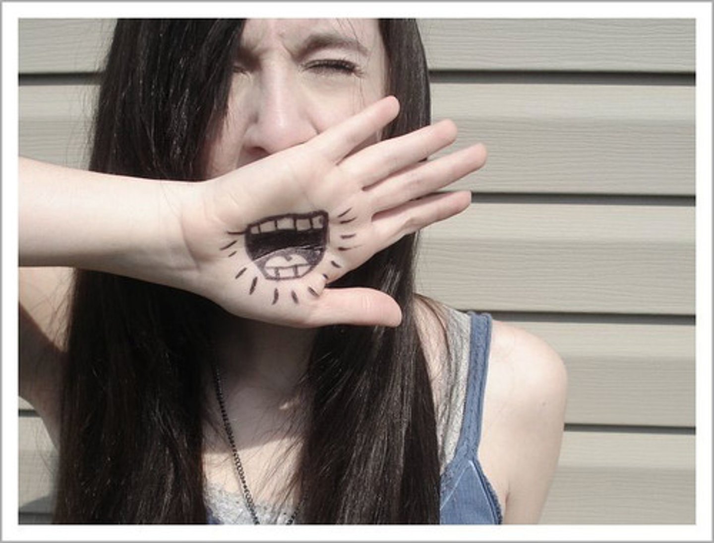 <p>mouth</p>