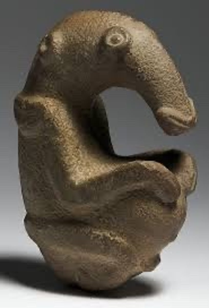 <p>Ambum Valley, Enga Province, Papua New Guinea. c. 1500 B.C.E. Greywacke.</p>