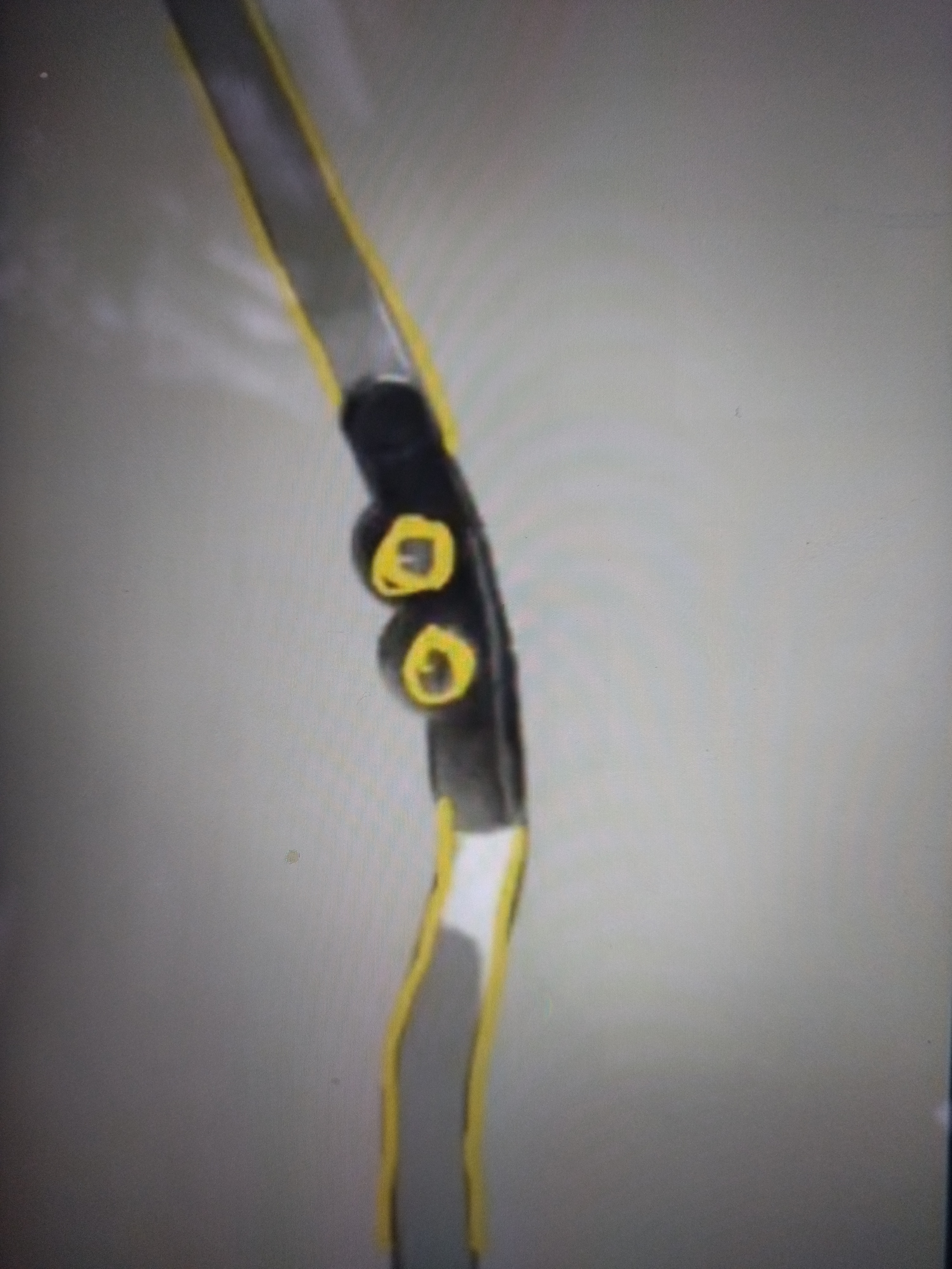 Uses a double axis system to mimic the action of the femur