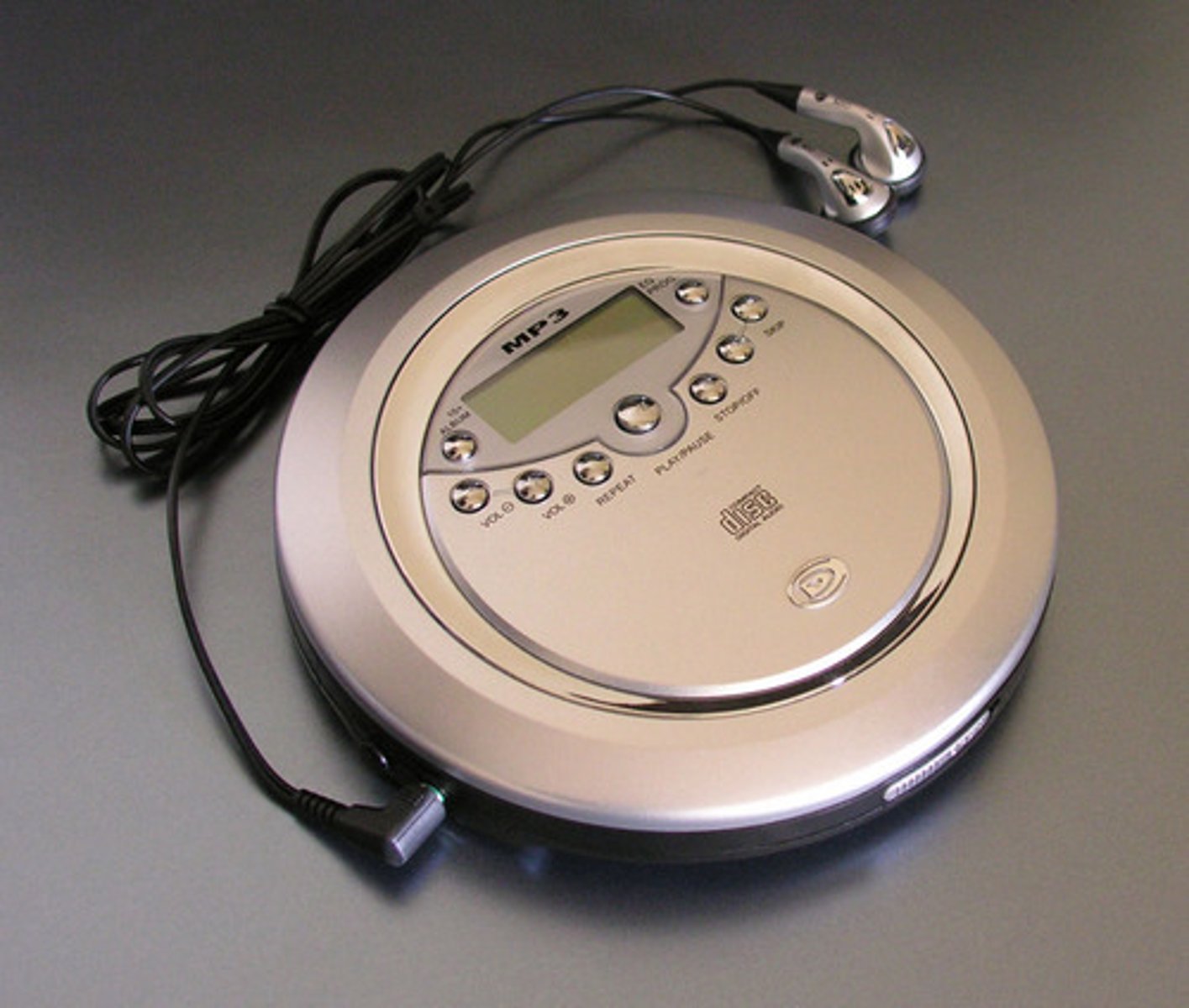 <p>CD player</p>