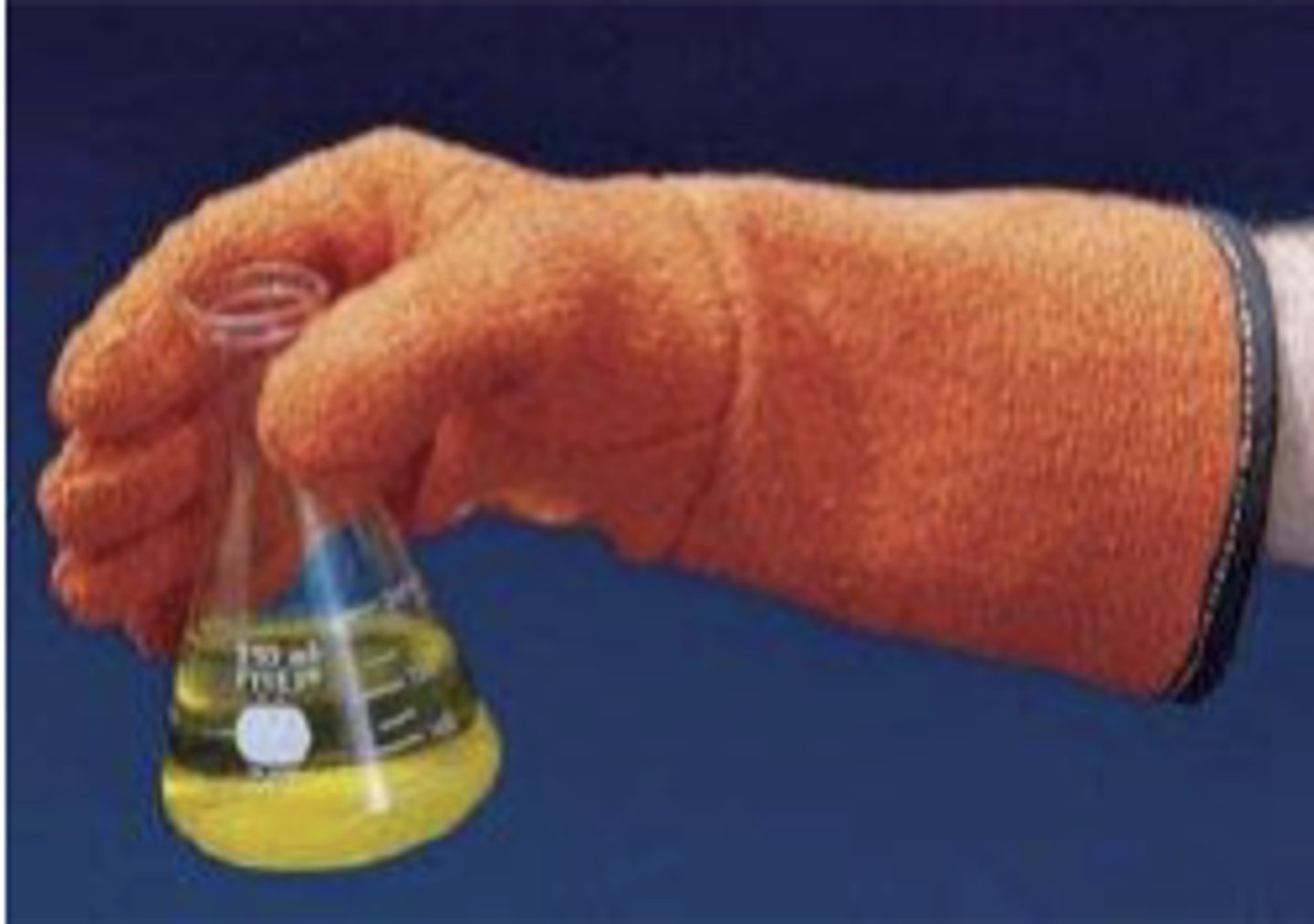 <p>gloves (special ones)</p><p>- the oven is in C, not F so 100 is HOT</p>