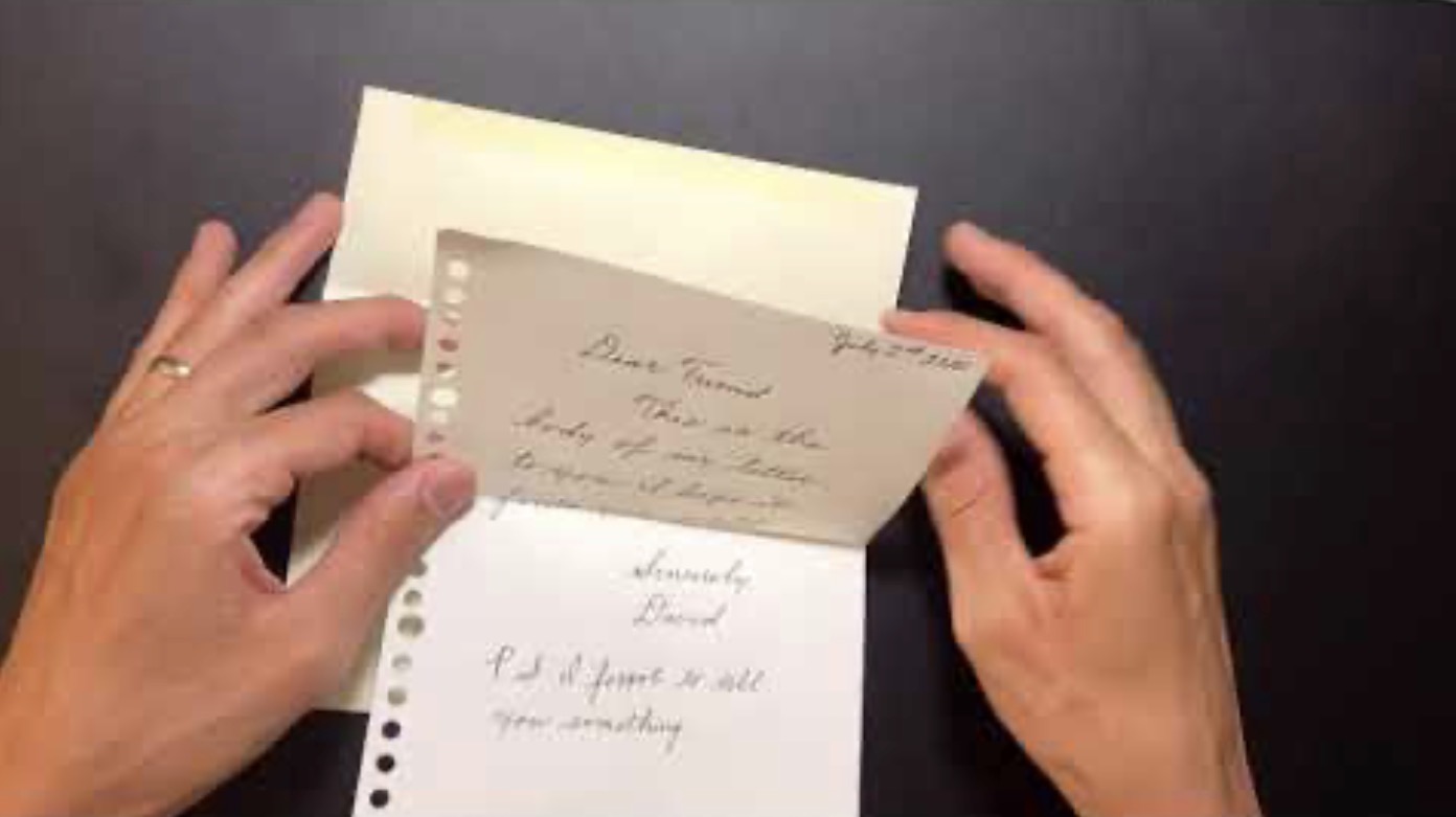 <p>Yo recibí</p><p>Yo recibí una carta de mi amiga</p>