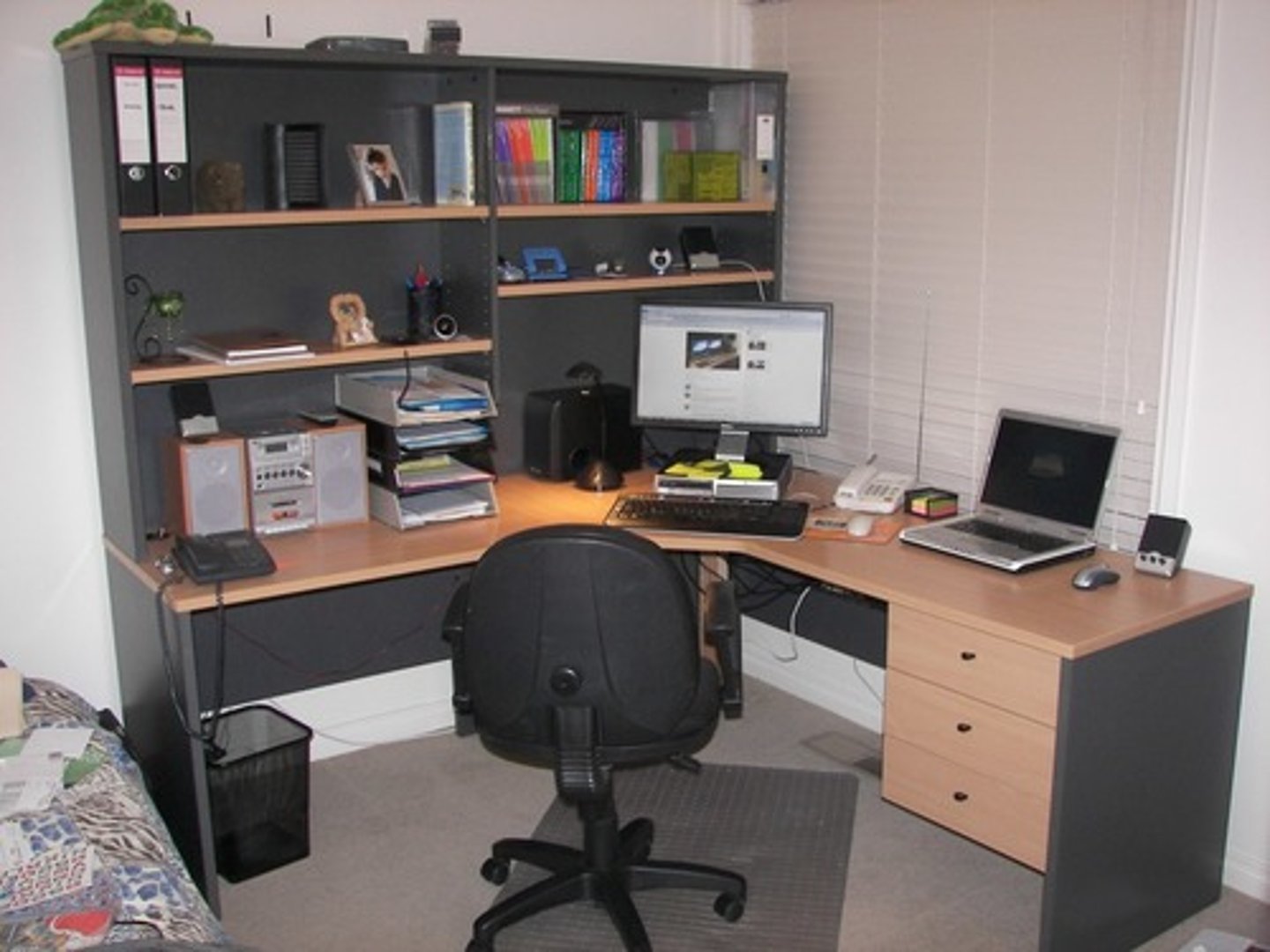 <p>Office</p>