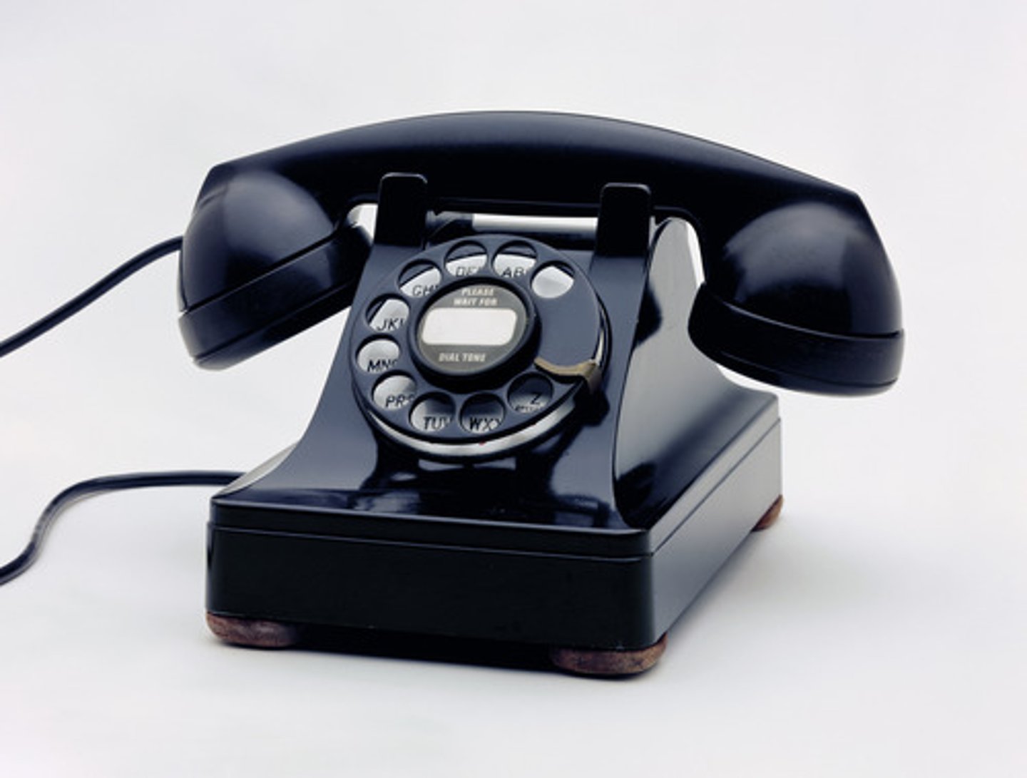 <p>made small improvements at first by changing the handset and making a simpler body</p>