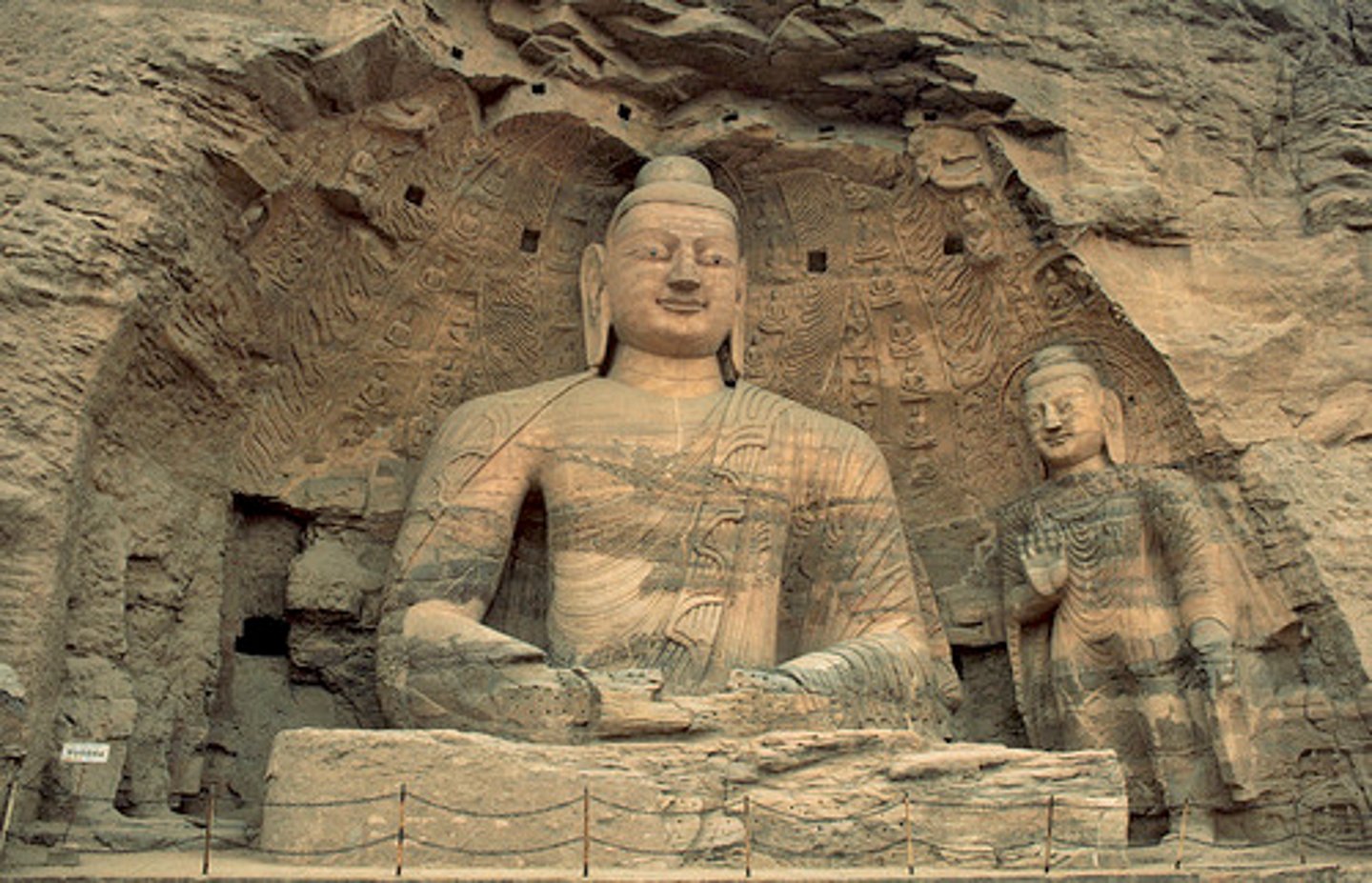 <p>- Buddha was once a prince and wore heavy earrings</p><p>- gave up wearing jewelry</p><p>- gave up life of luxury, but earlobes remained elongated</p>