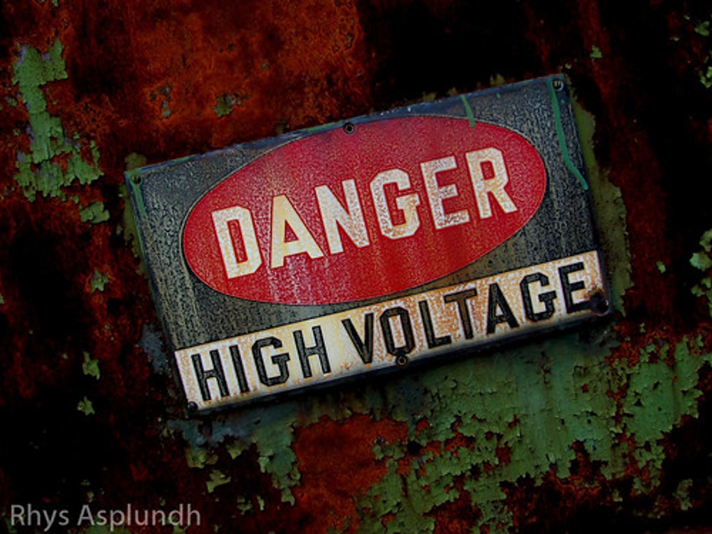 <p>dangerous</p>