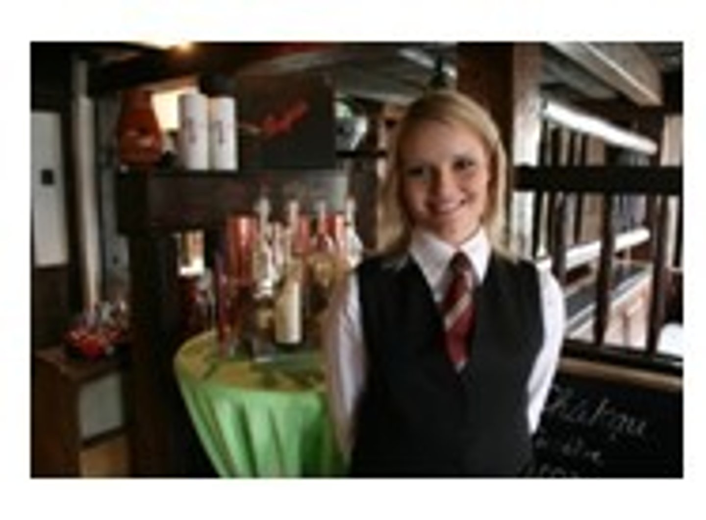 <p>Jemand, der im Büro arbeitet</p>