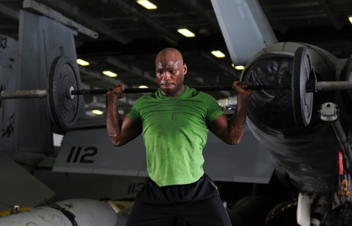 <p>to lift weights</p>