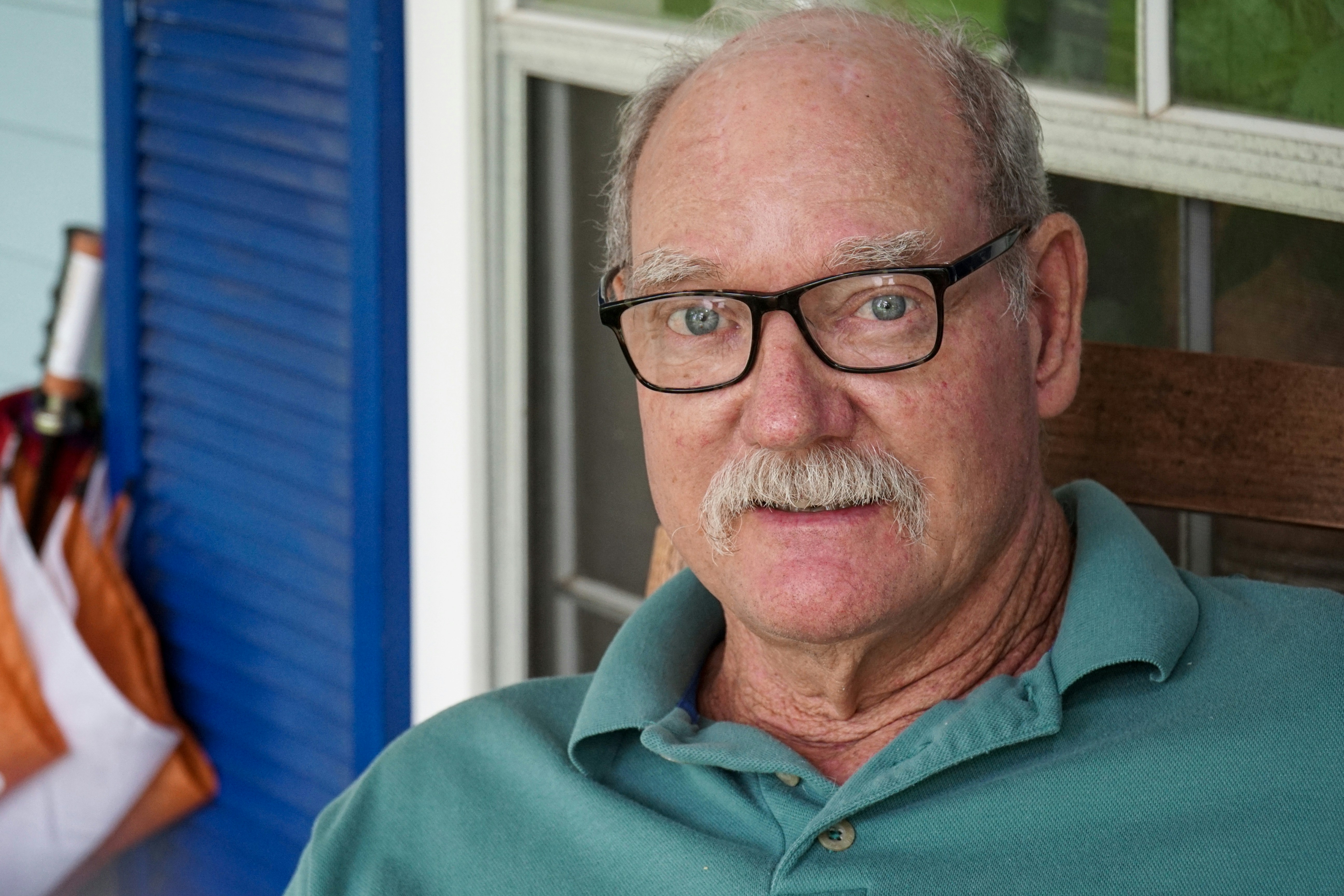 <p><strong>Uncle</strong> <em>(noun)</em></p>