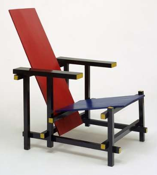 <p>Crvena i plava stolica</p>